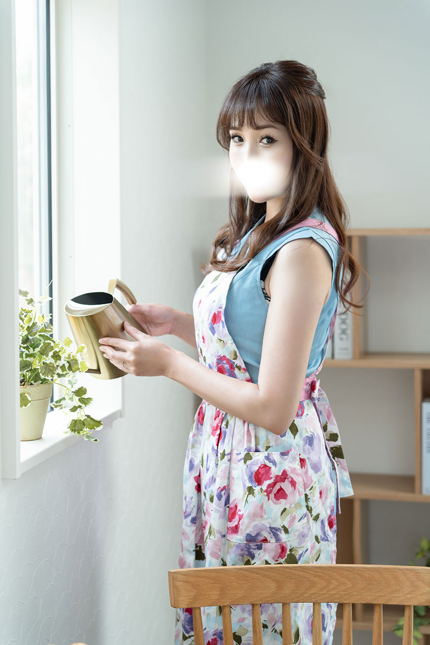 香咲静のプロフィール一般写真