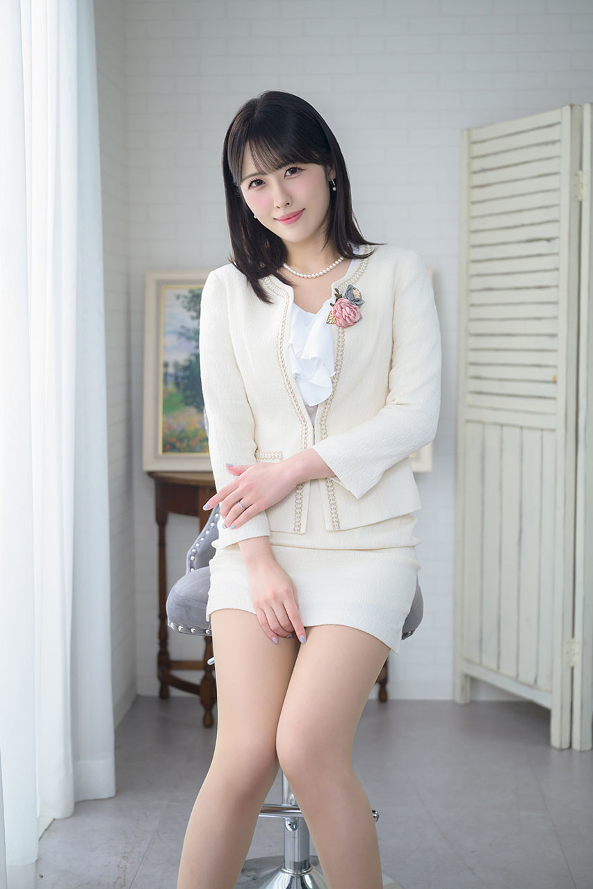 牧村優里のプロフィール一般写真