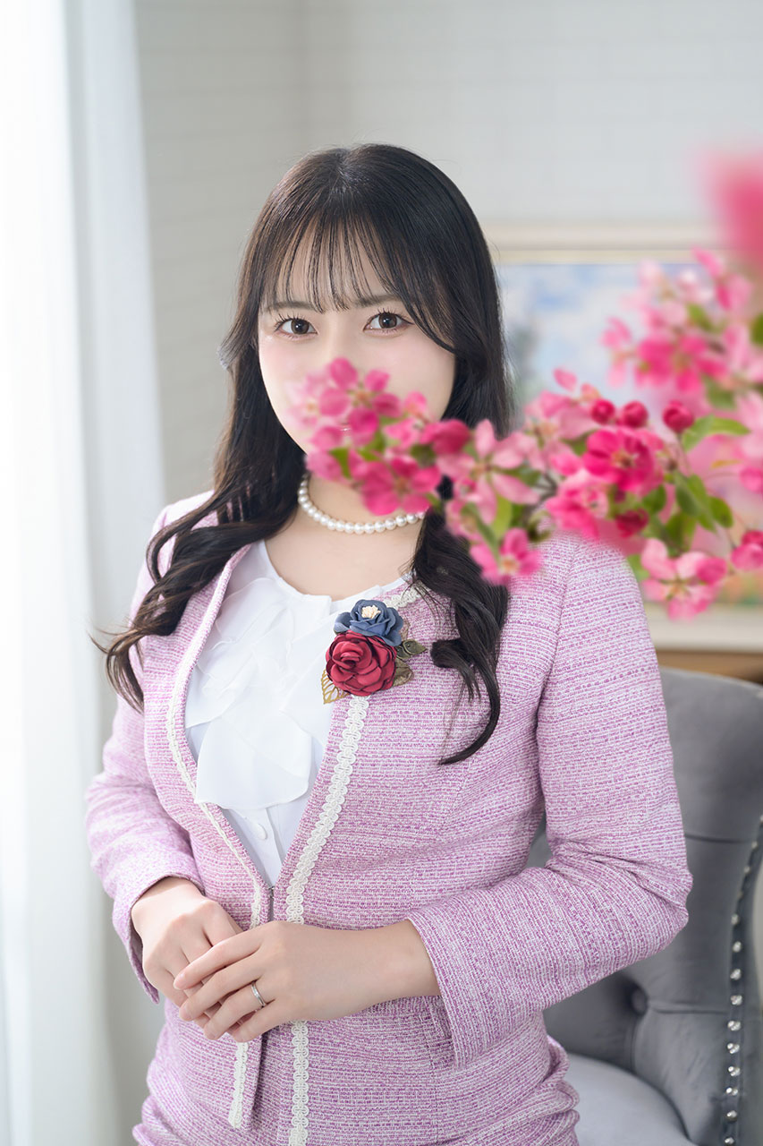 菜月理亜のプロフィール一般写真